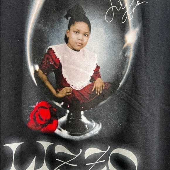 Lizzo Official Merchandise Cuz I Love You Too Tour - Picture 2 of 4
